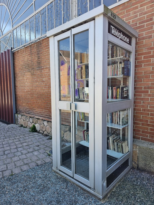 Une boite à livres : Cosne d&rsquo;Allier&nbsp;(03)