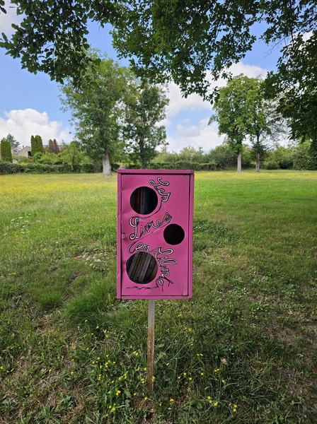 Deux boites à livres à Bourbon-l&rsquo;Archambault (03)